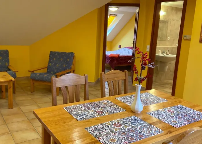 Apartment Roman Villa Apartman Hévíz